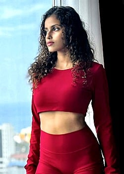 Nayomi Jayathunga